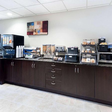 Microtel Inn And Suites Baton Rouge Airport Extérieur photo
