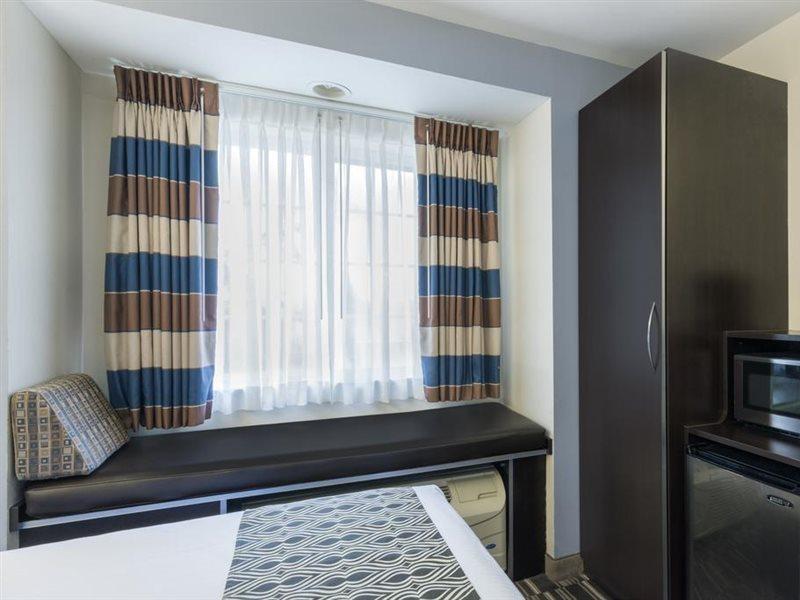 Microtel Inn And Suites Baton Rouge Airport Extérieur photo